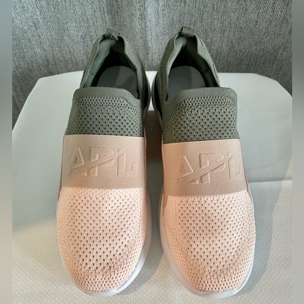 APL Tech loom Bliss W size 8